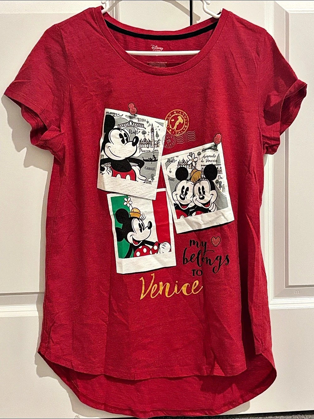 Disney Mickey & Minnie Venice Graphic Tee Graphic Tee in Red Size XL Like New